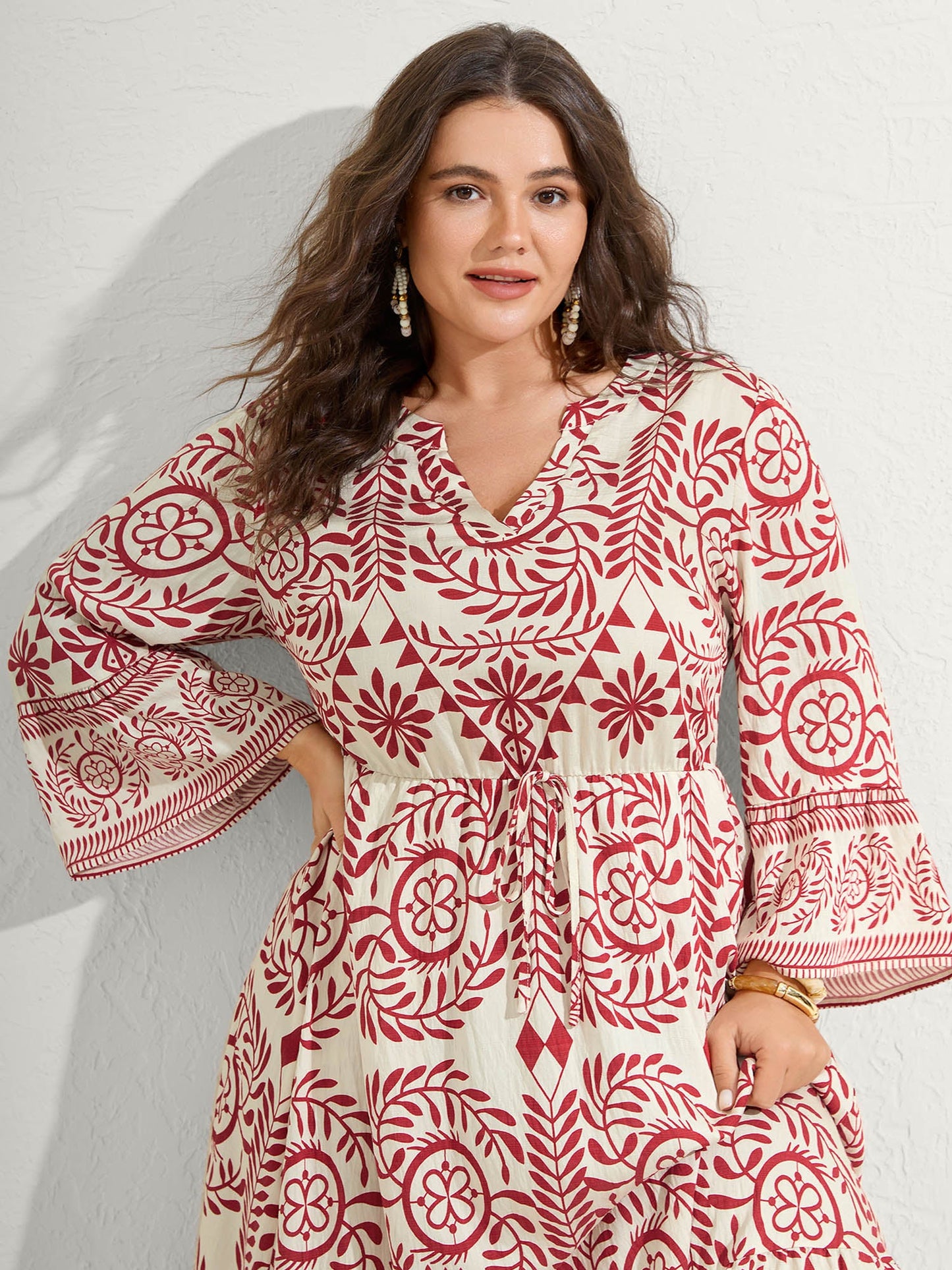 Ornate Print Color Contrast Midi Dress