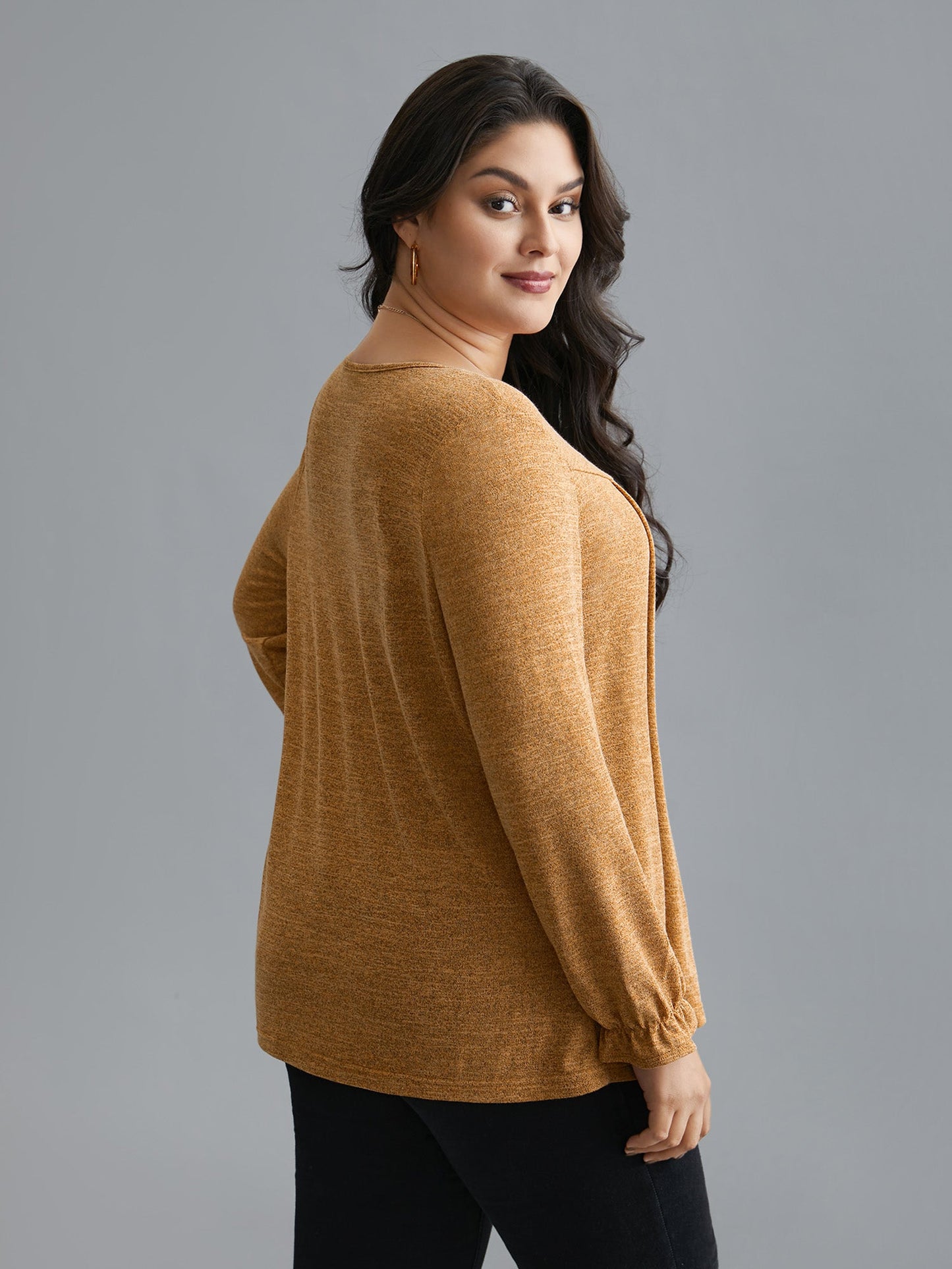 Round Neck Heather Pleated T-shirt
