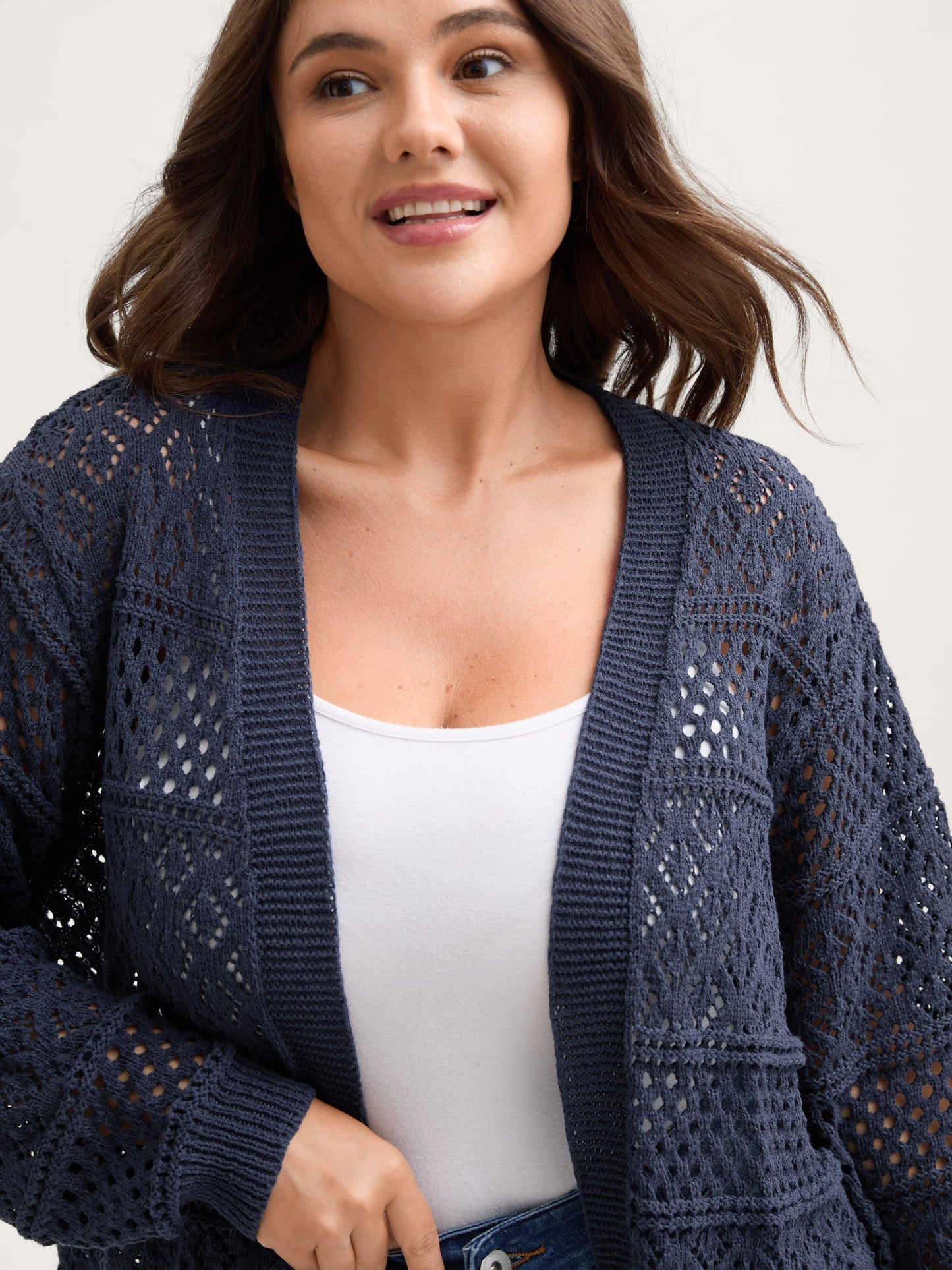 Textured Cut-Out Arc Hem Lightweight Cardigan