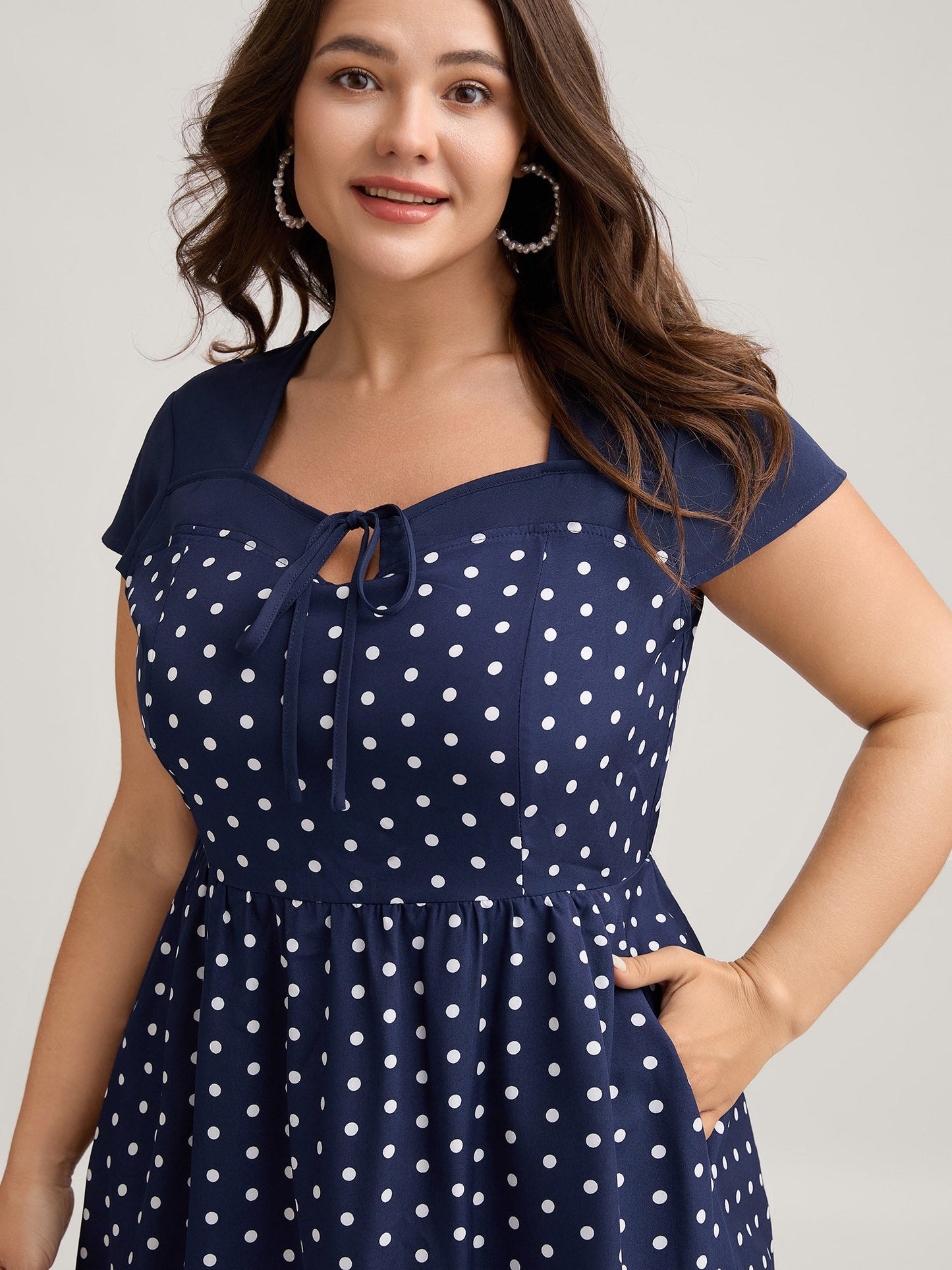 Polka Dots Stretchy Waist Pockets Midi Dress