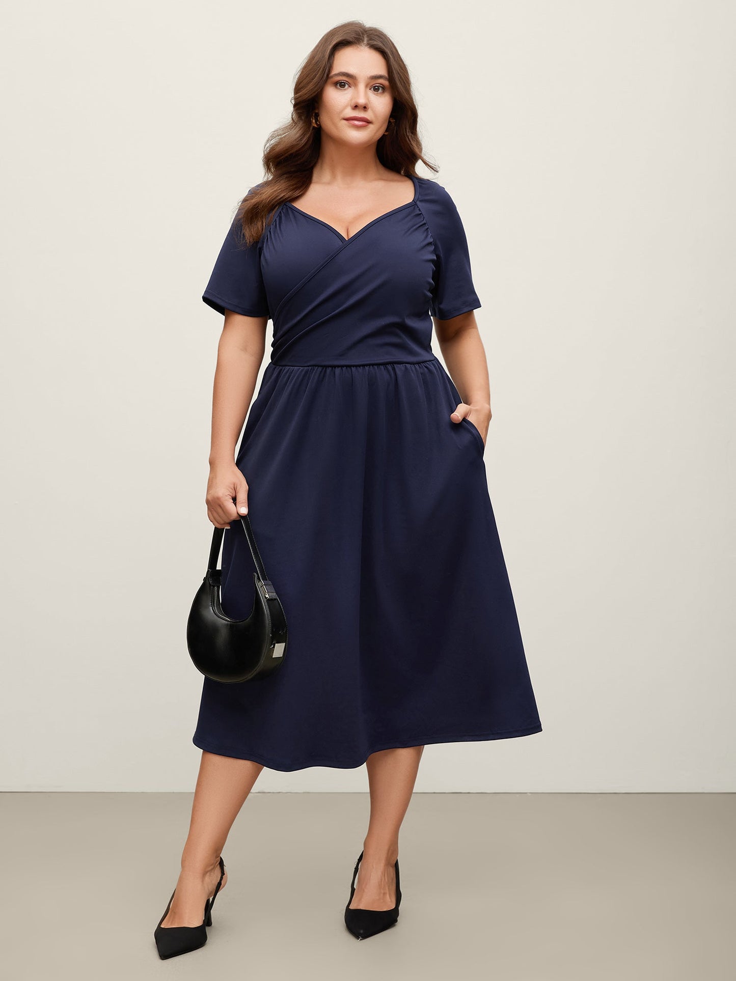 Stretchy Waist Overlap Pockets Midi Dress