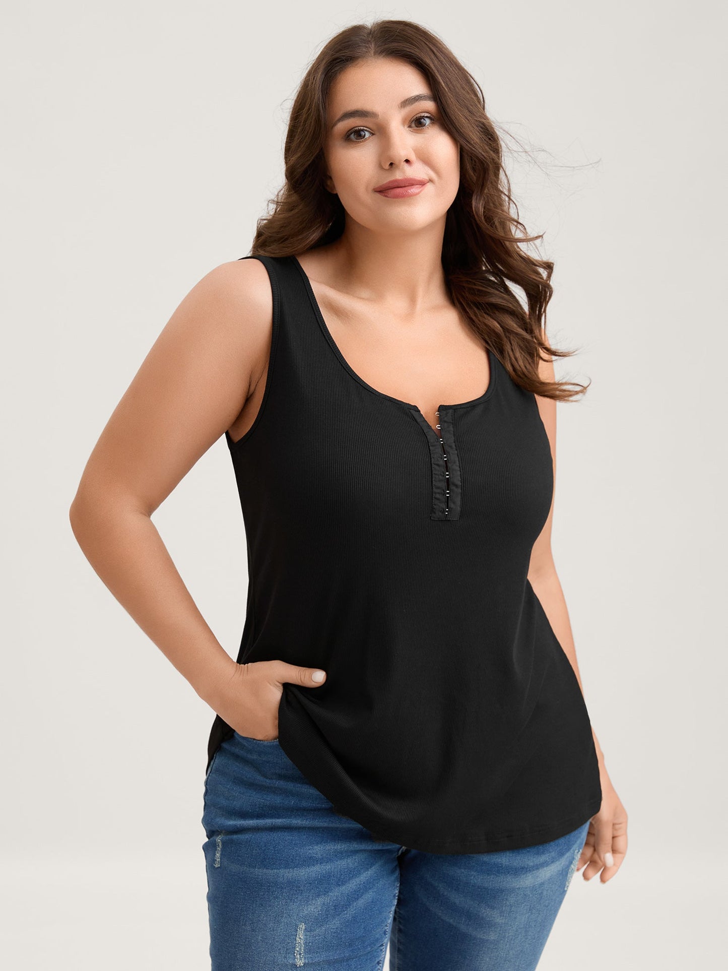 Ribbed Clasp Neckline Fitted Tank Top
