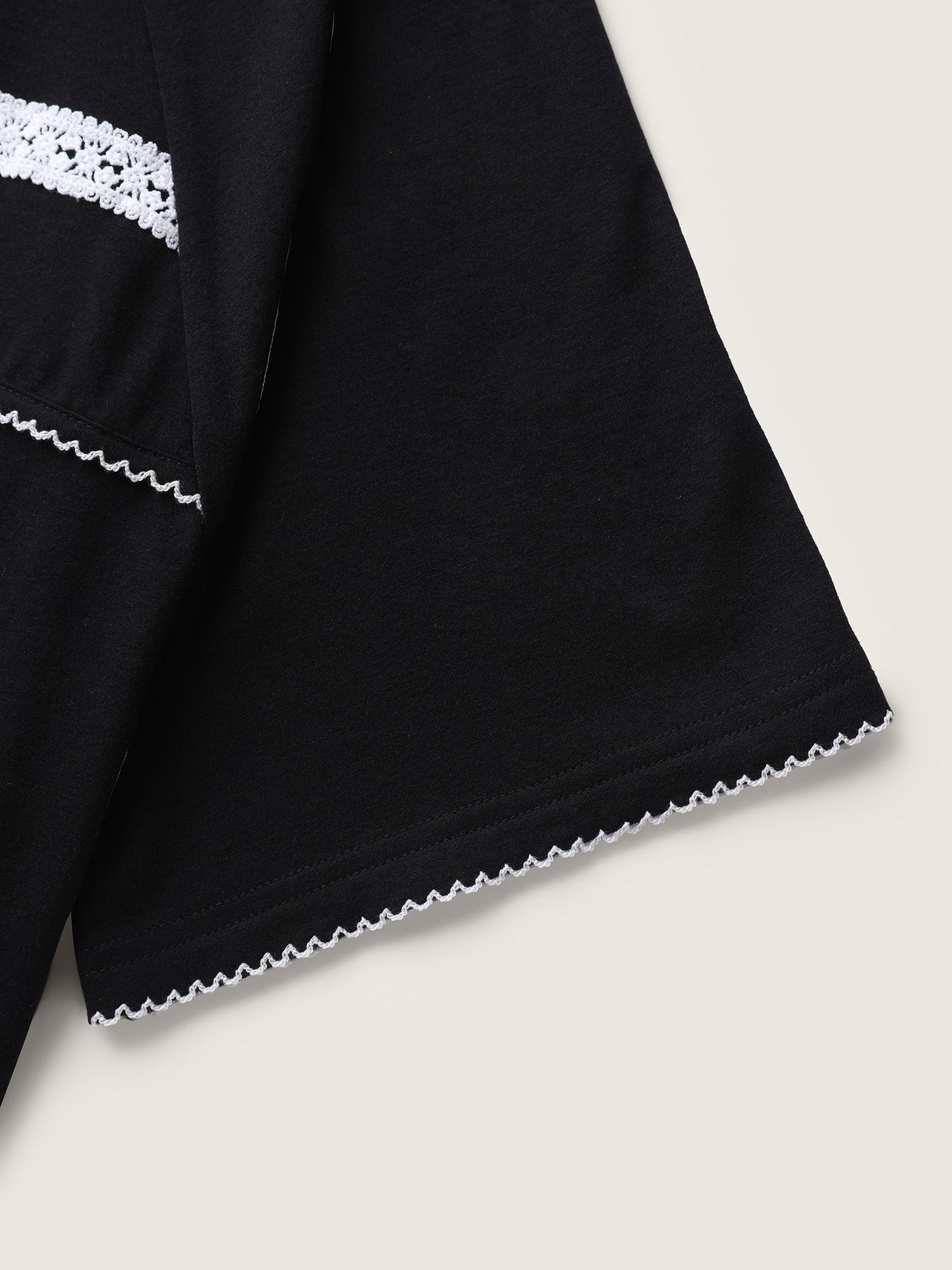 Lace Color Contrast Pleated T-Shirt