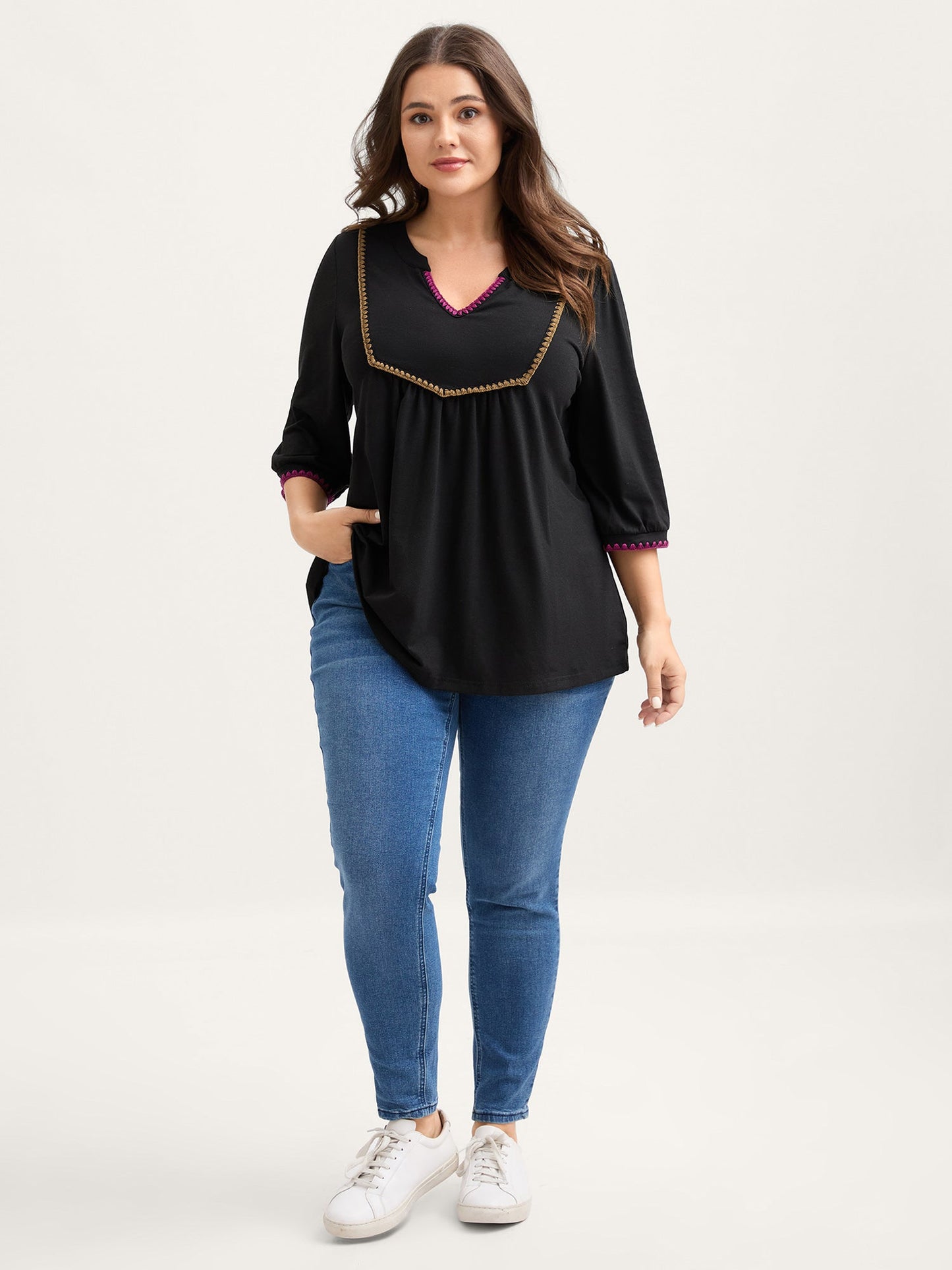 Contrast Embroidery Thread Detail T-Shirt