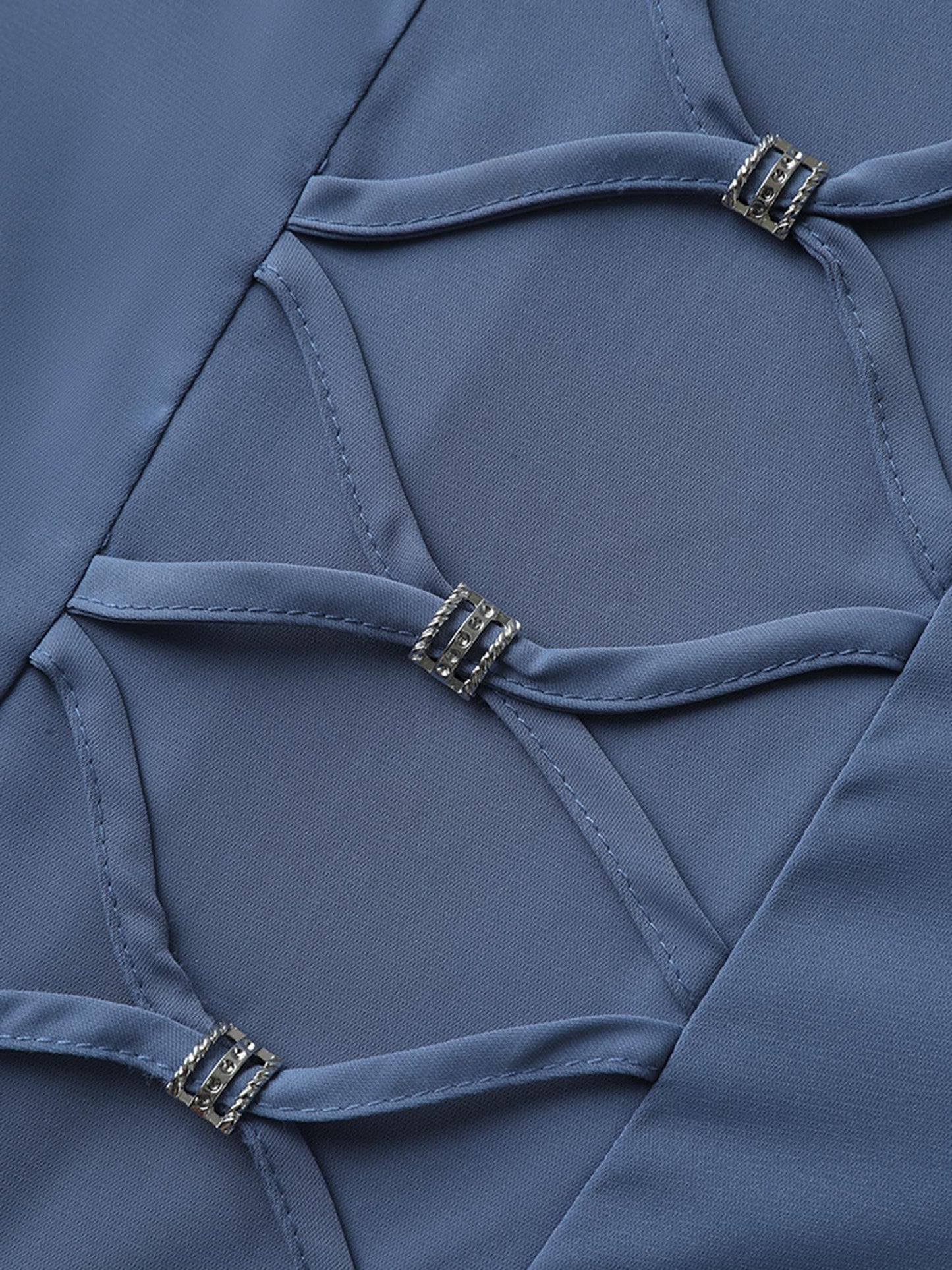 Cross-Tie Metal Detail Solid Blouse
