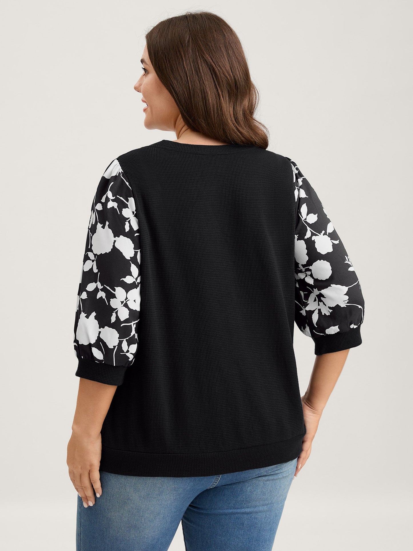 Textured Floral Puffy Sleeve Sweatshirt
