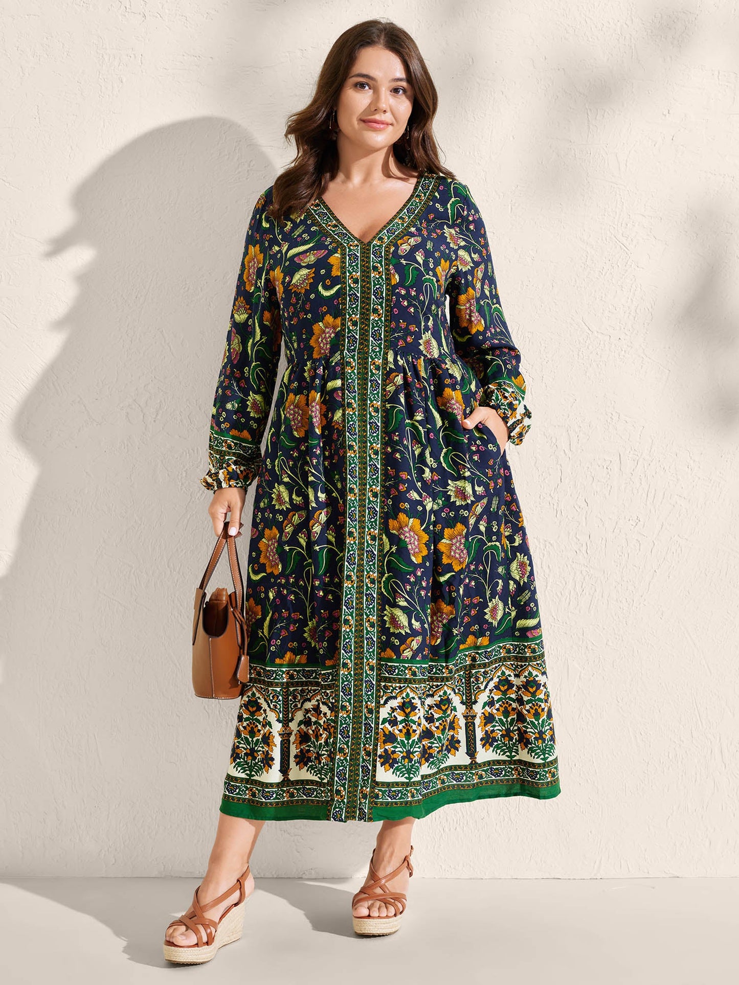 Floral Contrast Print Pockets Maxi Dress