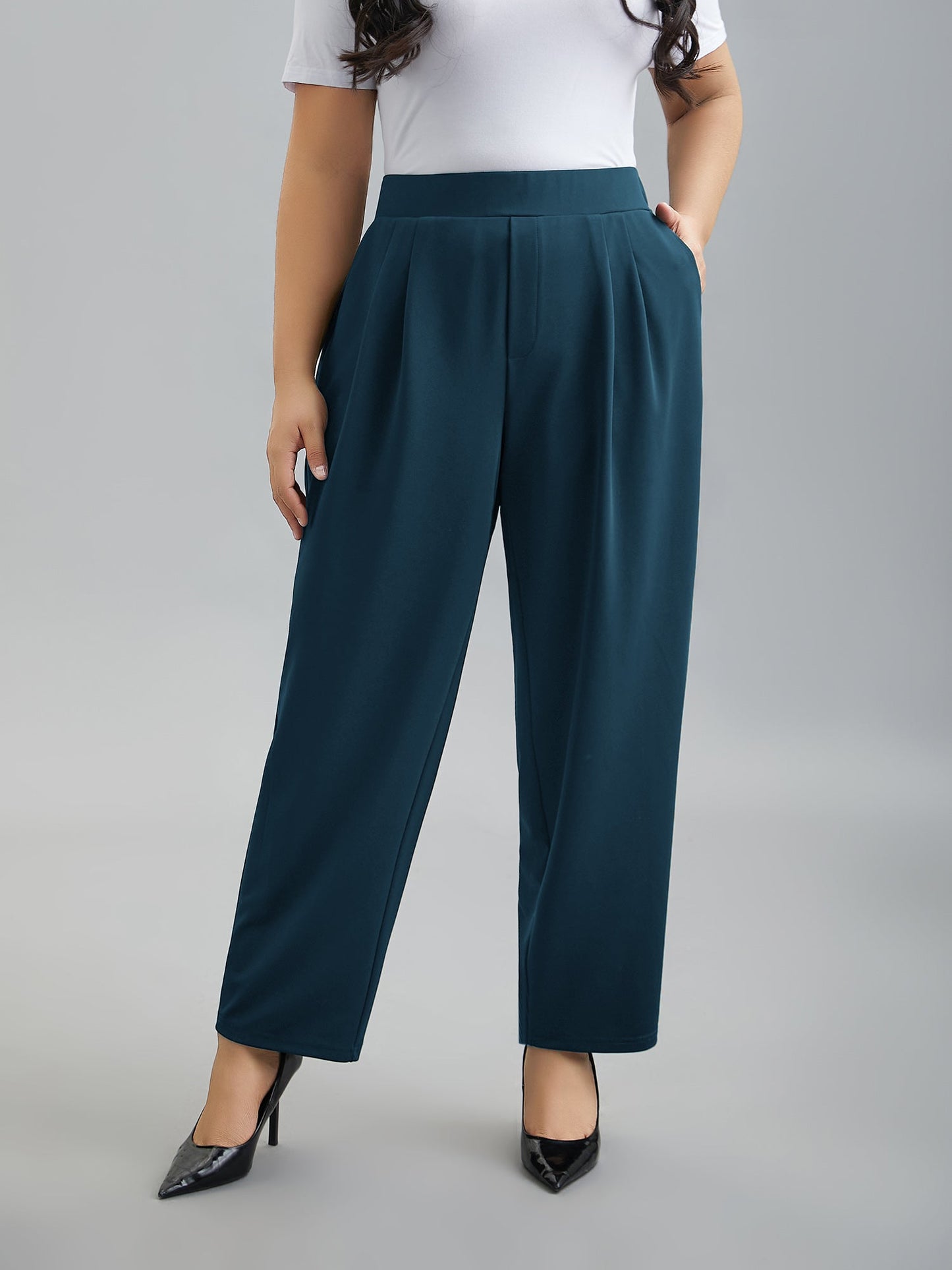 Stretchy-Waist Straight Leg Pants