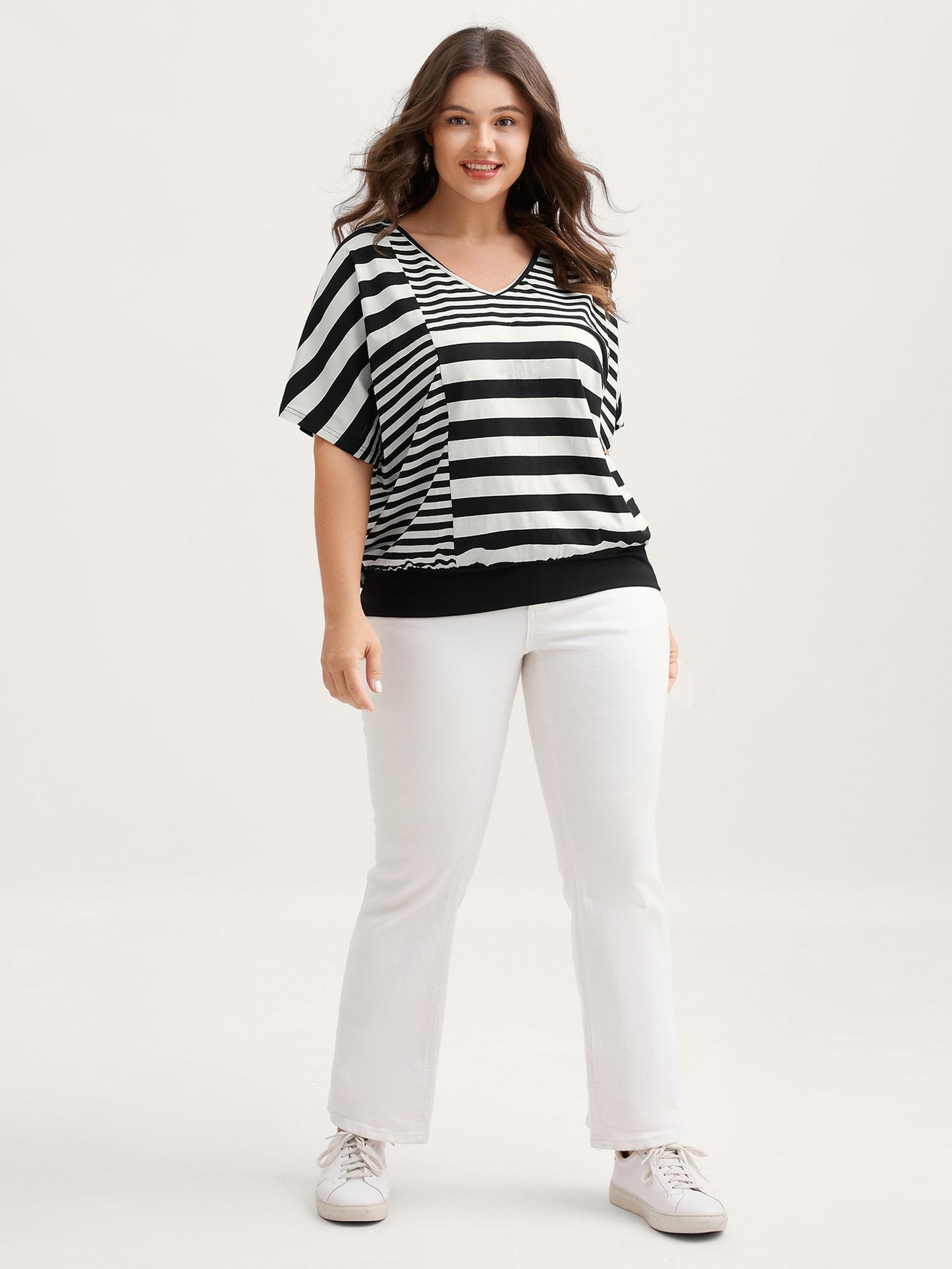 Irregular Stripes Color Contrast T-Shirt