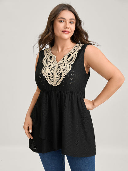 Textured Floral Lace Neck Long Tank Top