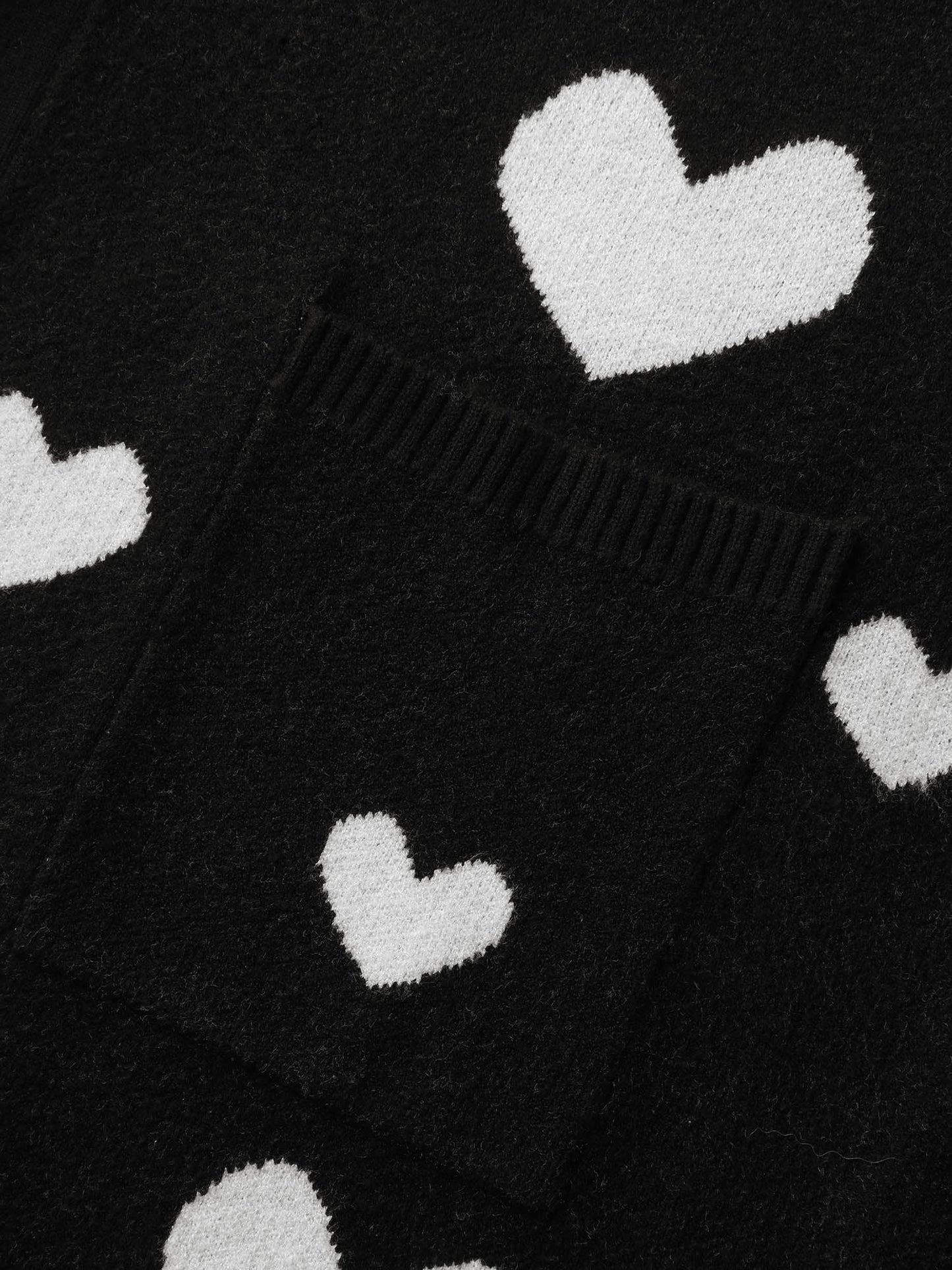 Love Jacquard Pockets Knit Cardigan