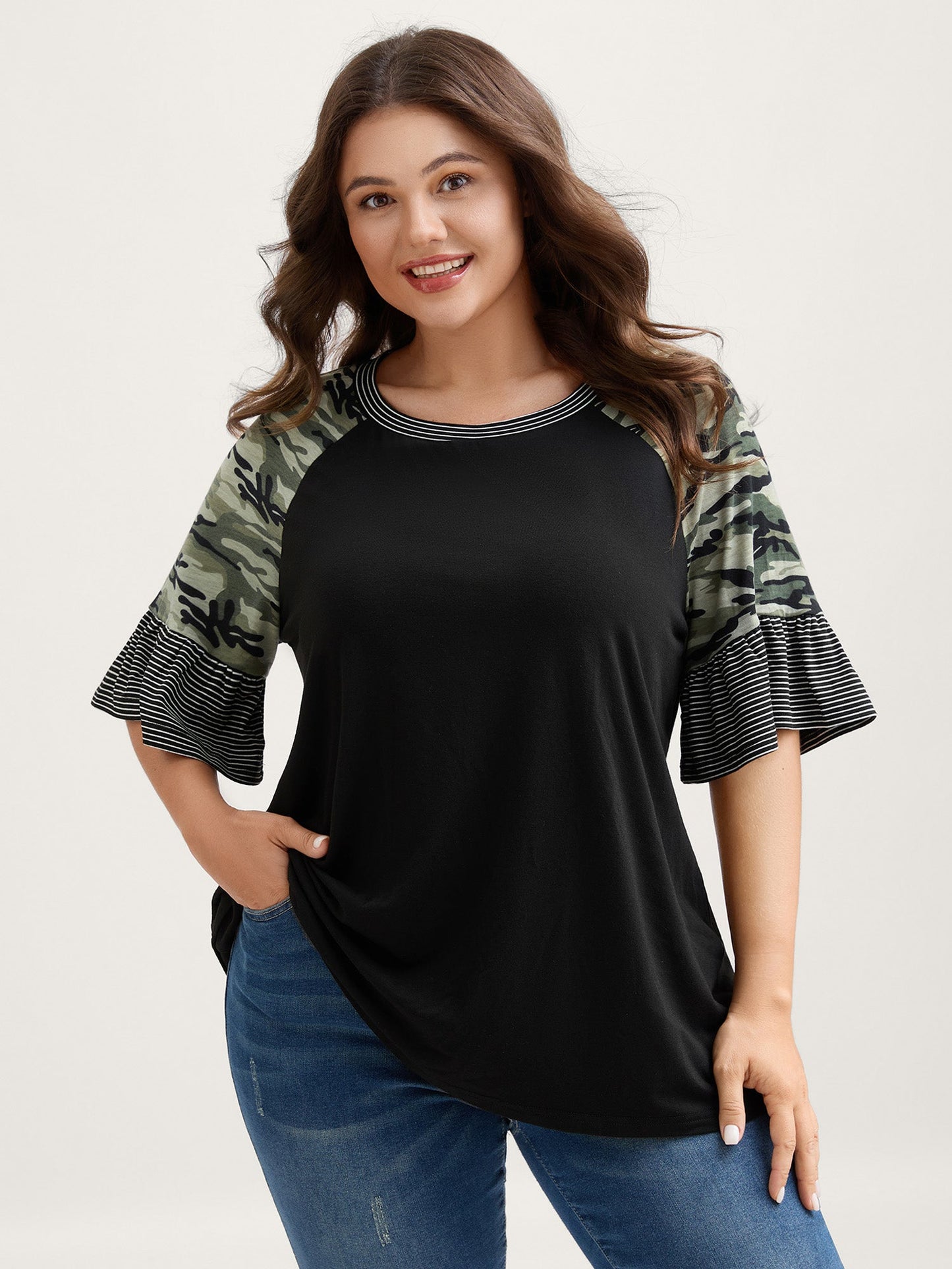 Supersof Camouflage Sleeve Contrast T-Shirt