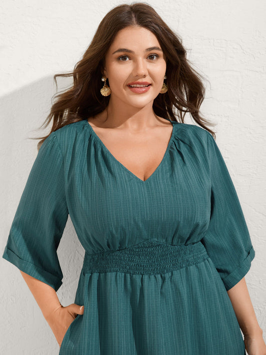 Textured Shirred-Waist Adjustable Pockets Midi Dress