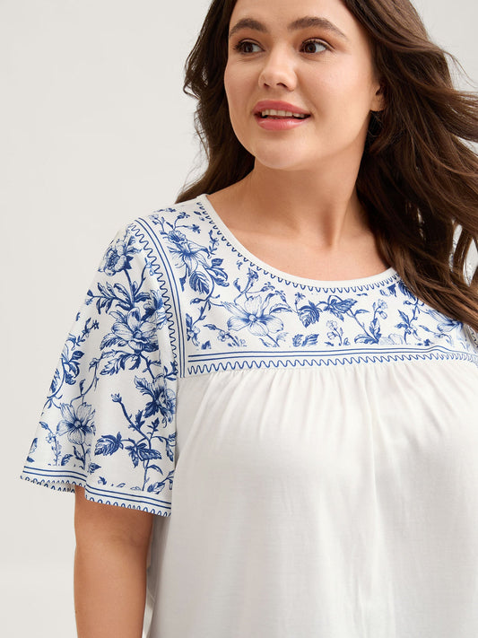 Floral Flowy Knit Solid T-Shirt