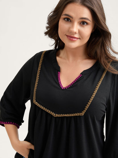 Contrast Embroidery Thread Detail T-Shirt