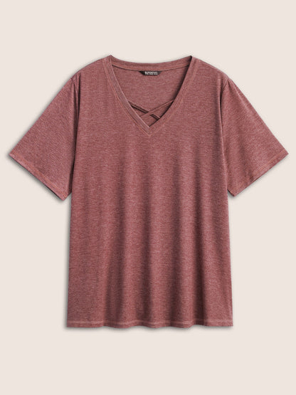Solid Crisscross Neck Contrast Stitch T-shirt