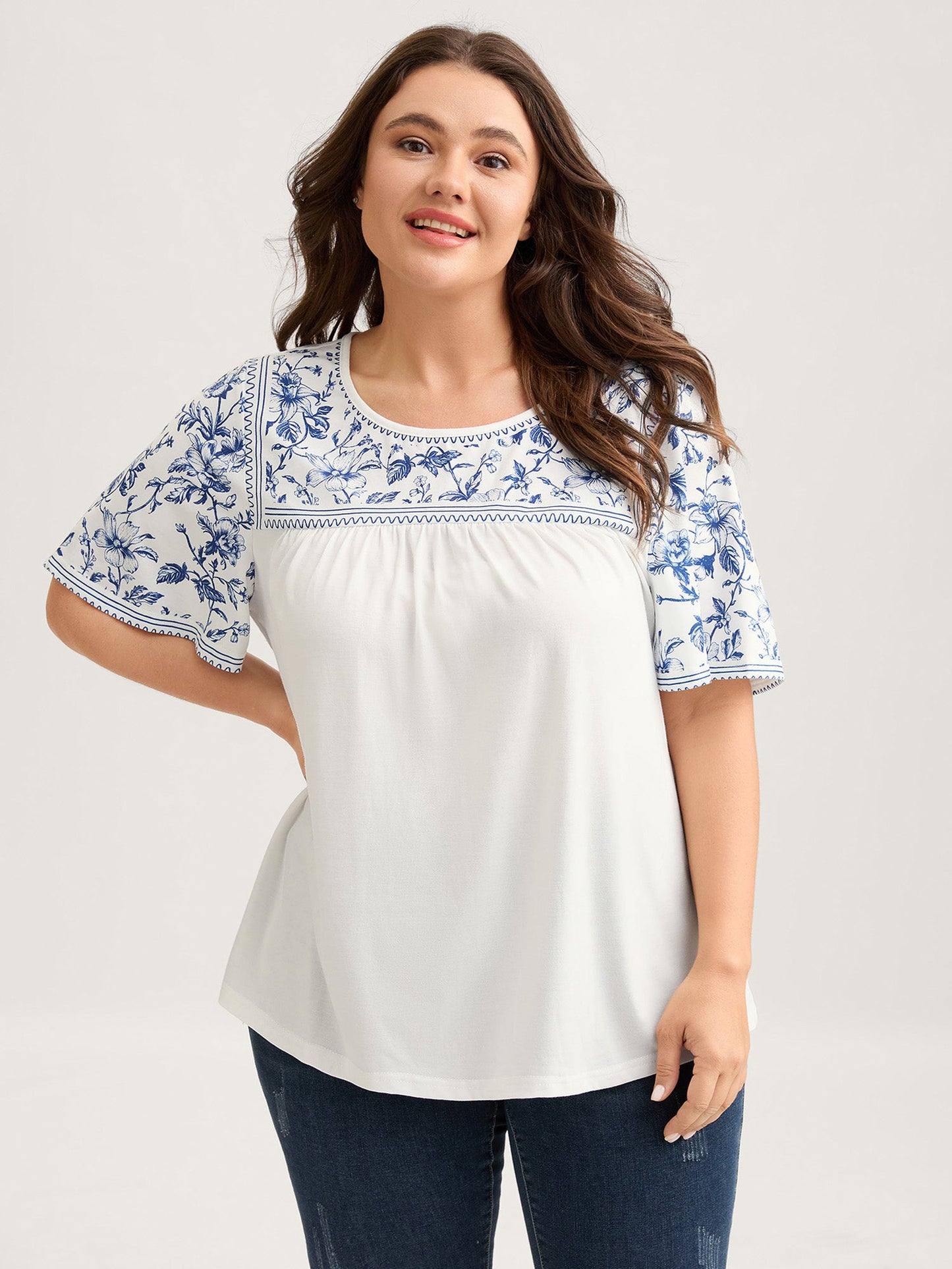 Floral Flowy Knit Solid T-Shirt