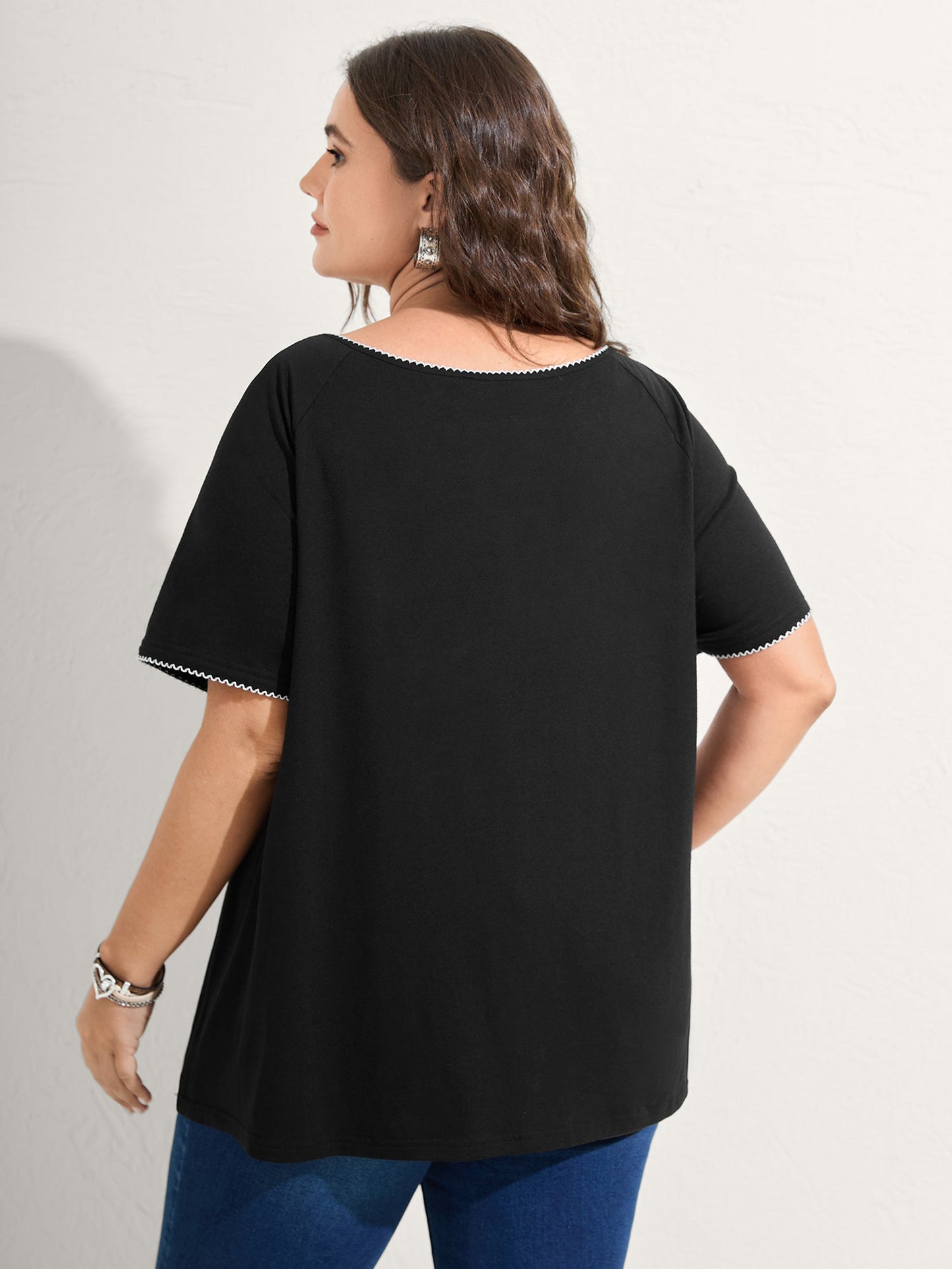 Lace Color Contrast Pleated T-Shirt