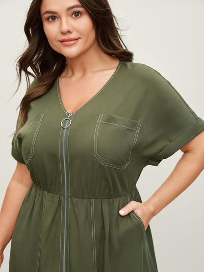 Monochrome Zipper Front Pockets Midi Dress