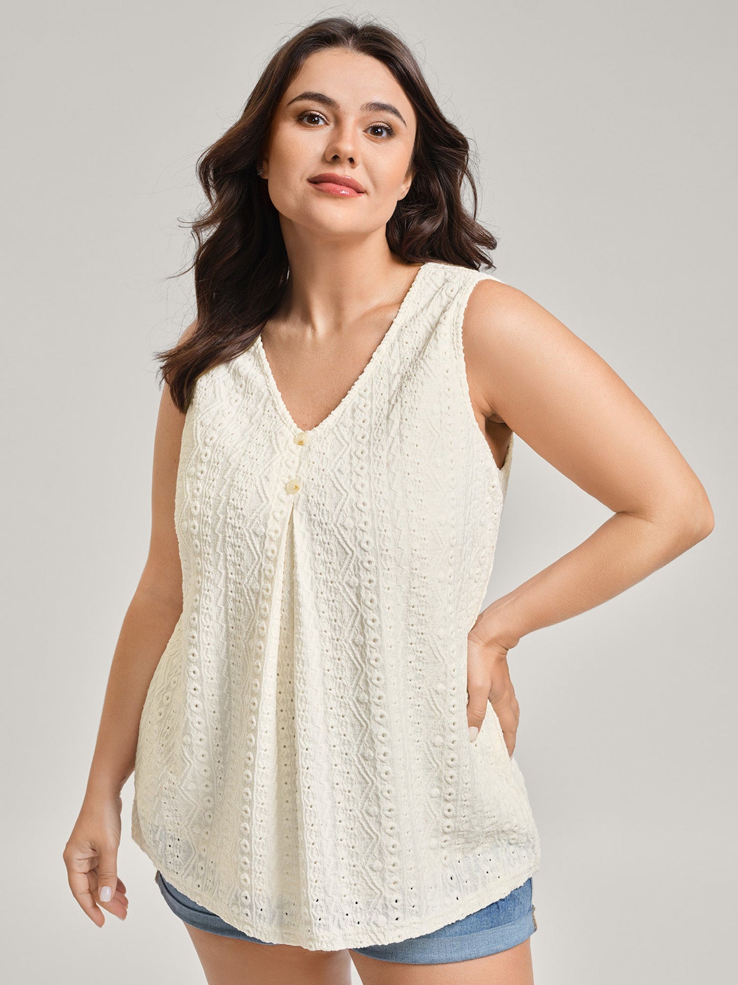 Textured Pleated Front Button Tank Top