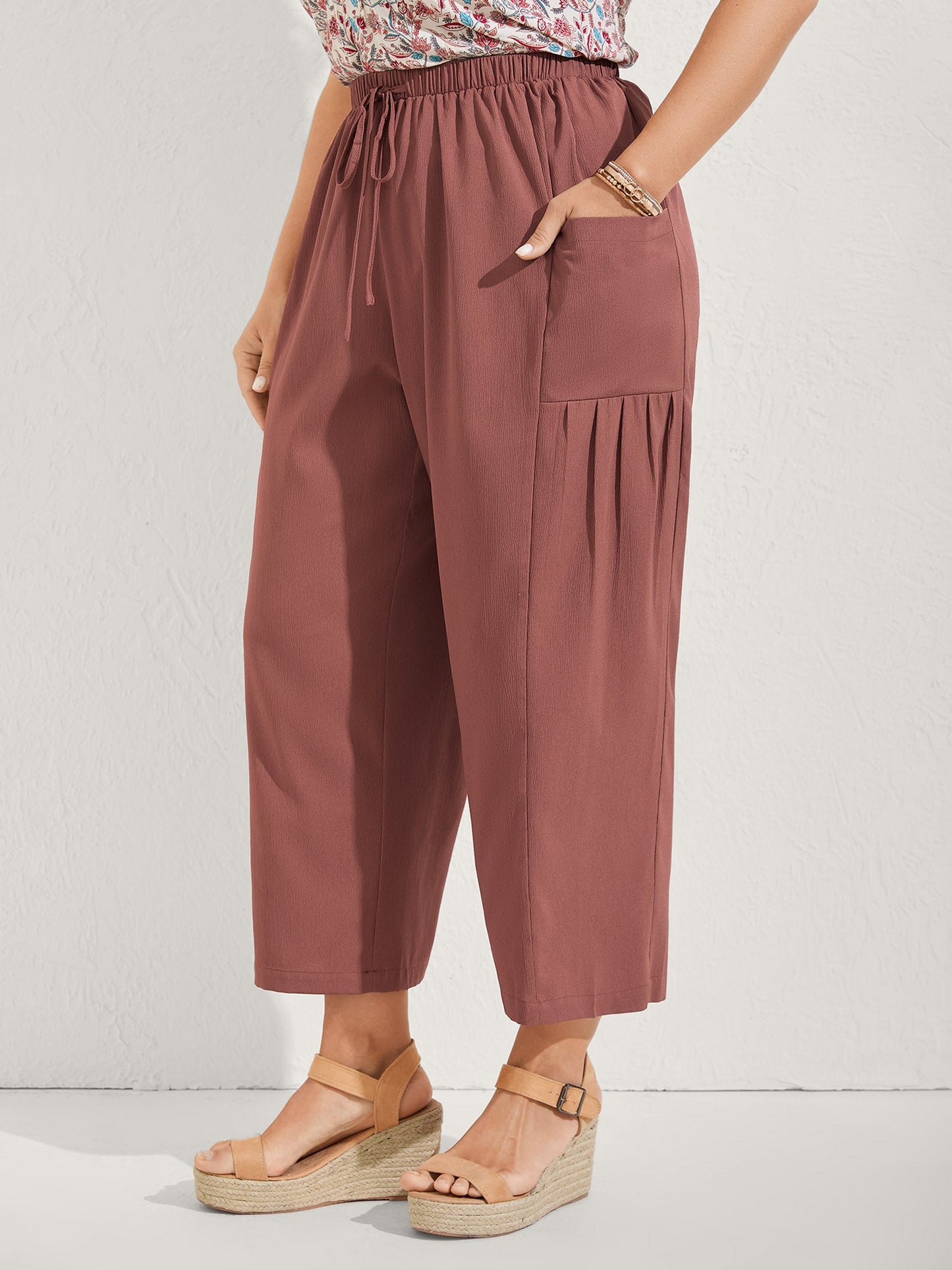 Stretchy Pockets Waist-Tie Straight Pants