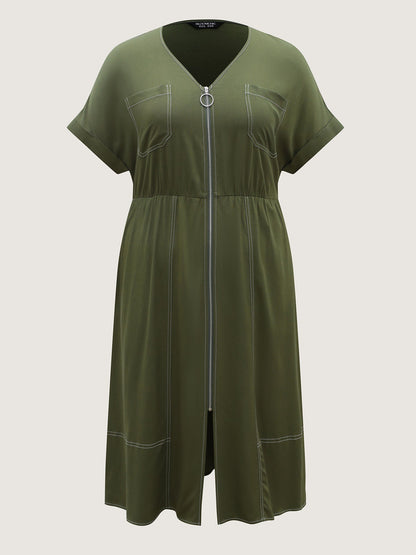 Monochrome Zipper Front Pockets Midi Dress