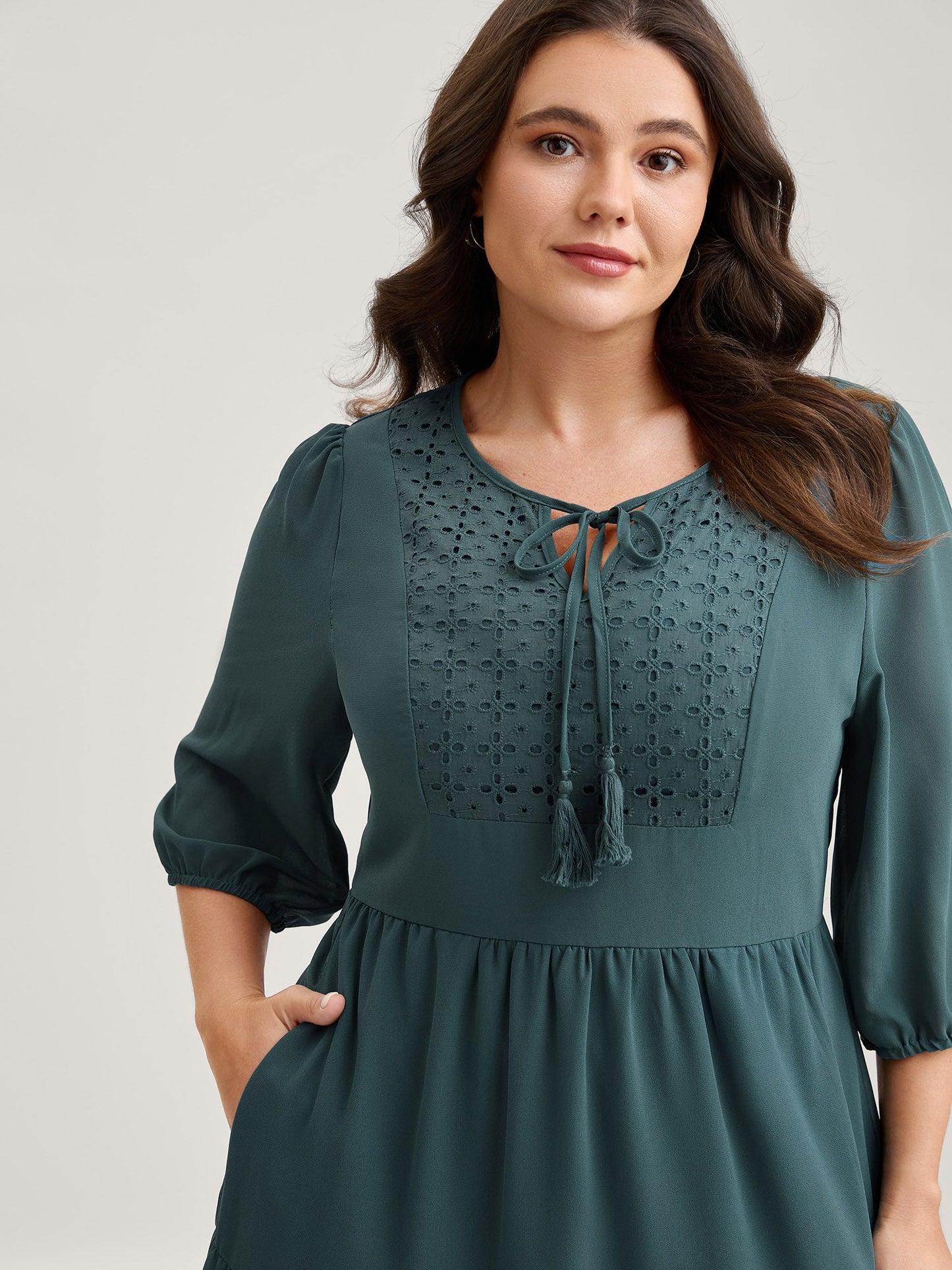Texture Tiered Tassel Solid Midi Dress